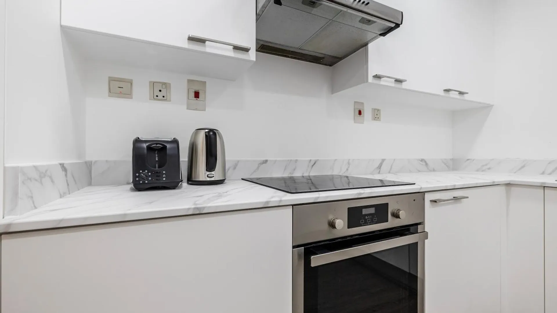 2Br Bay Square 7, City View Dubai 0*,  Vereinigte Arabische Emirate